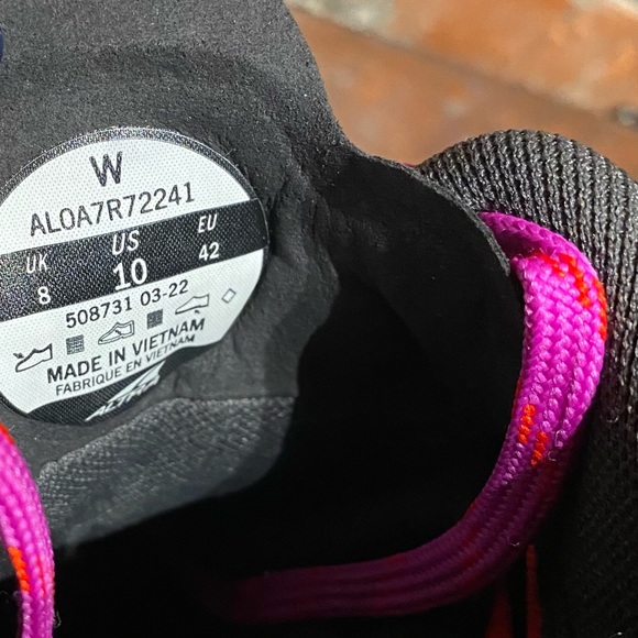 Altra Outroad 👟 Trail to Road 🏃‍♀️ - Picture 10 of 13